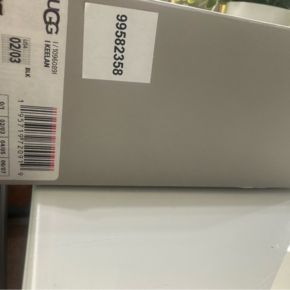 NWT Uggs baby boots - Picture 6 of 6